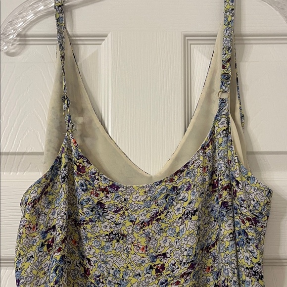 CAbi Multicolor Floral Camisole Top size L like new condition - Picture 5 of 5